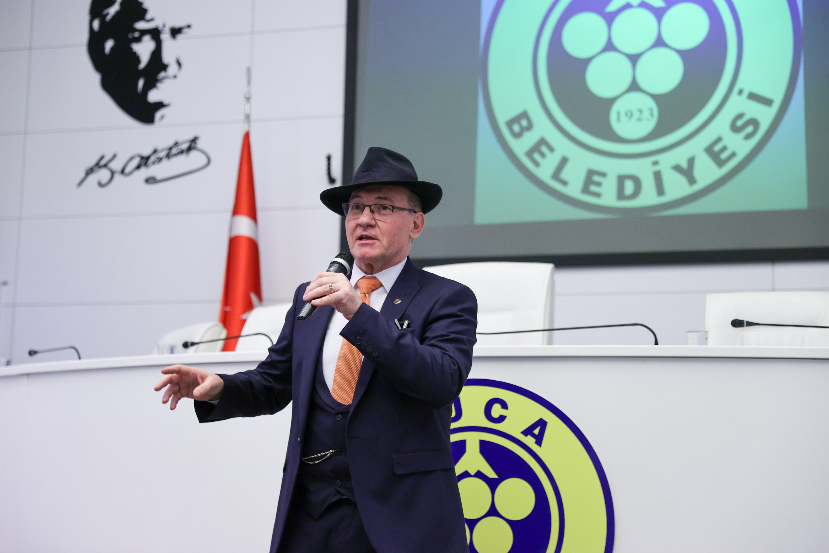 Buca'da Atatürk’ü Anmak Ve Anlamak Söyleşisi (1)