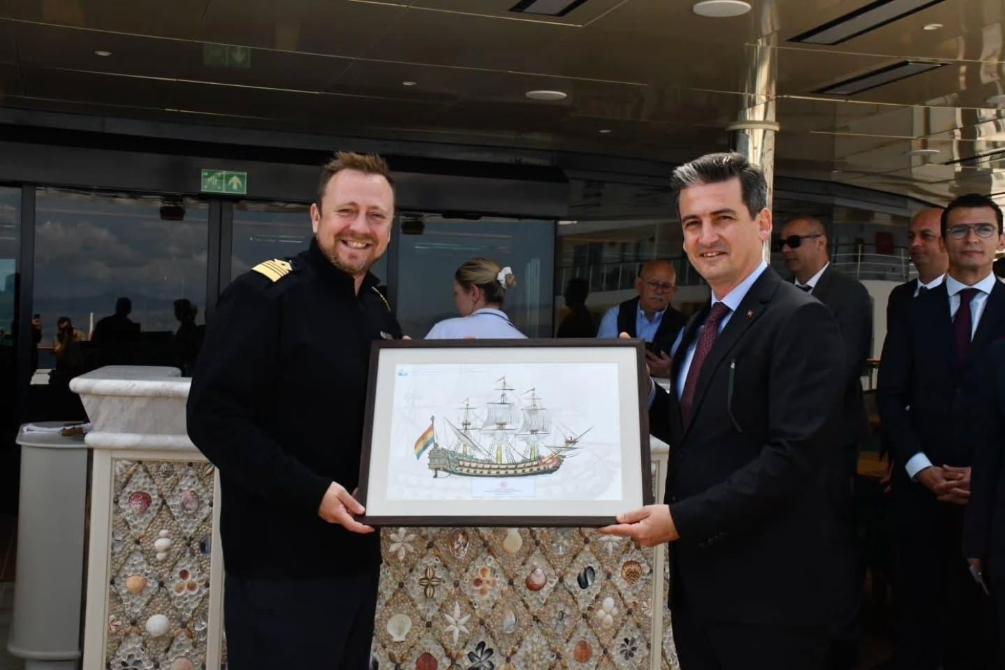 Çeşme’ye Ilk Kruvaziyer Gemi Ziyareti Gerçekleşti (3)