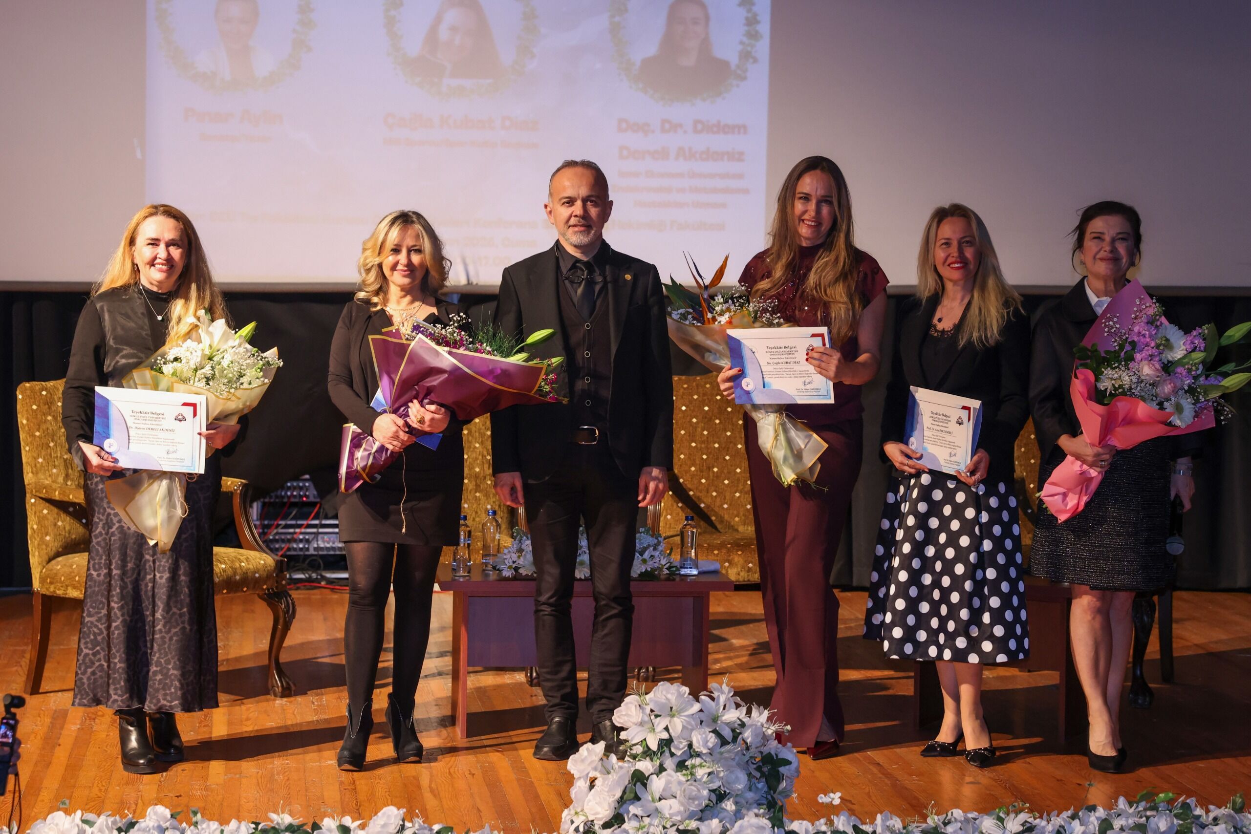 Deü'den Kanser Haftasinda Farkindalik Seferberli̇ği̇ (6)