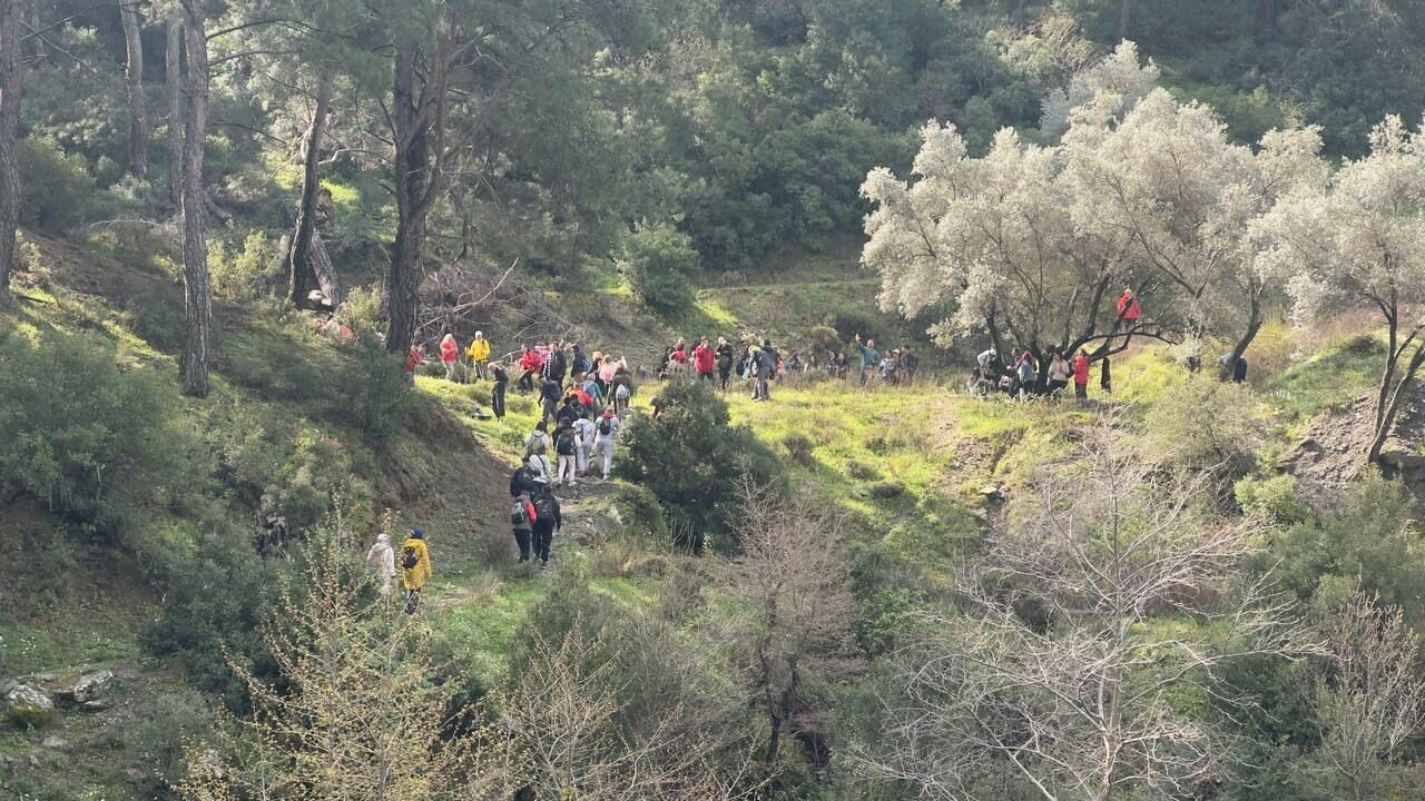 Efes Mimas Yolu Bahar Yürüyüşünde (1)