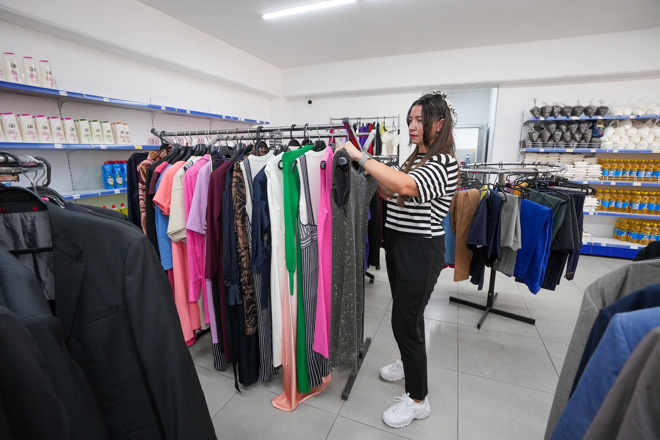 Gaziemir’de 322 Aileye Destek Eli (2)