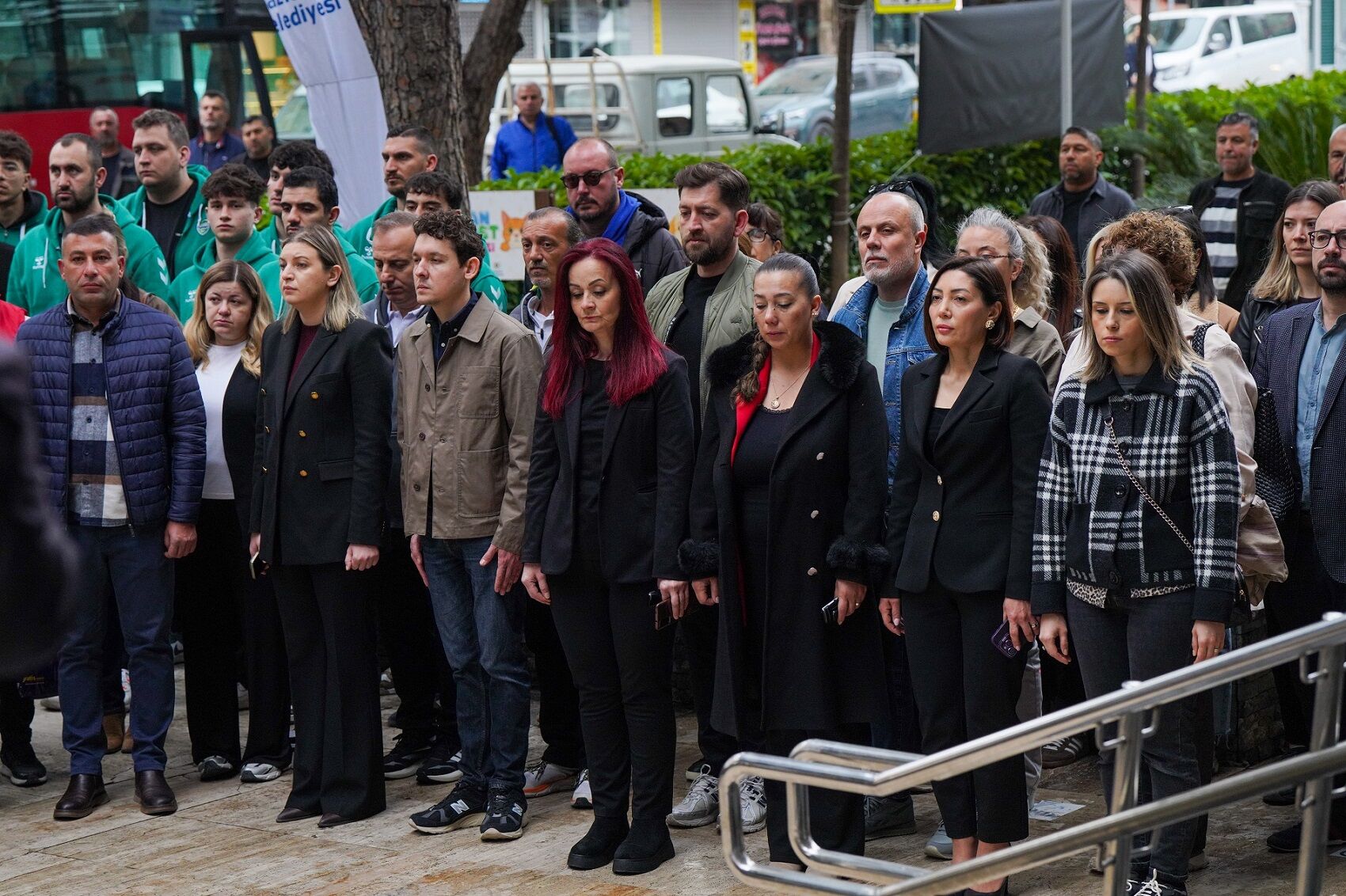 Gaziemir’den Okul Saldırılarına Tepki! 'Herkes Sorumluluk Almalı' (3)