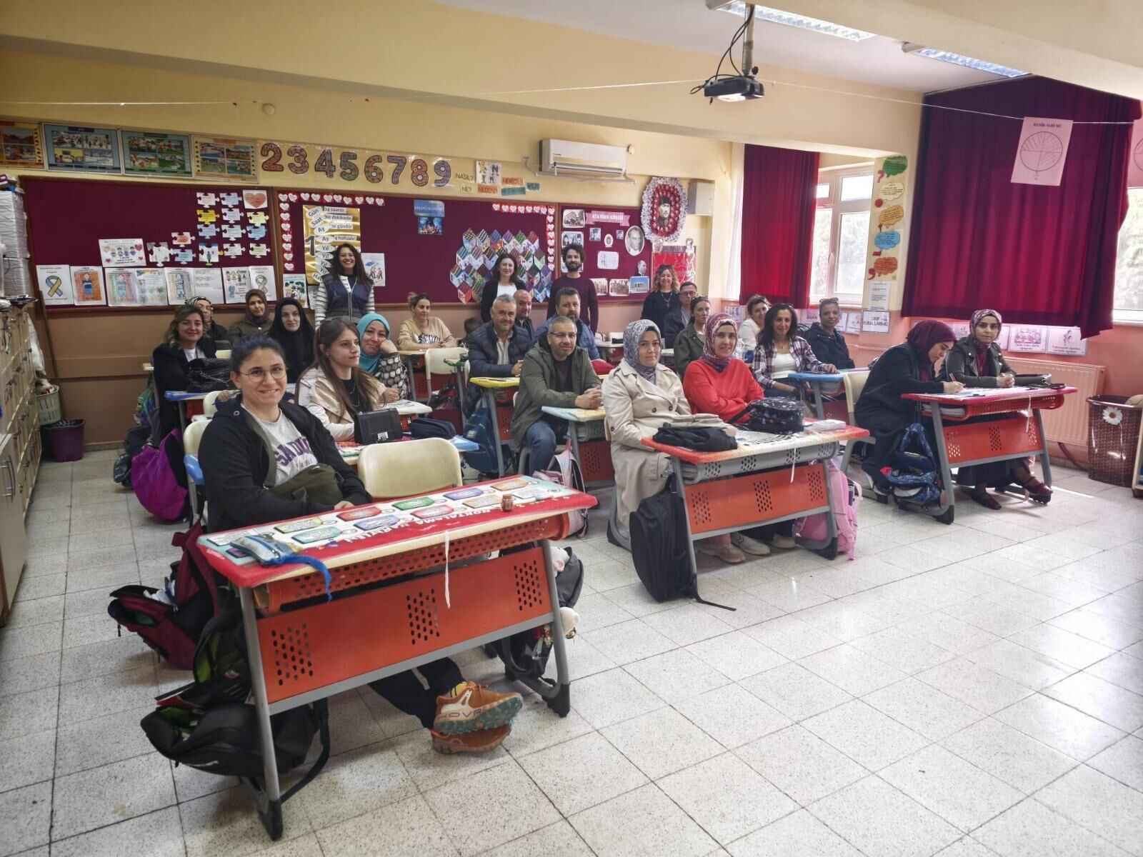 İki Ilçede Başlatıldı Çocuklara Ve Velilere 'Akran Nezaketi' Eğitimi (5)