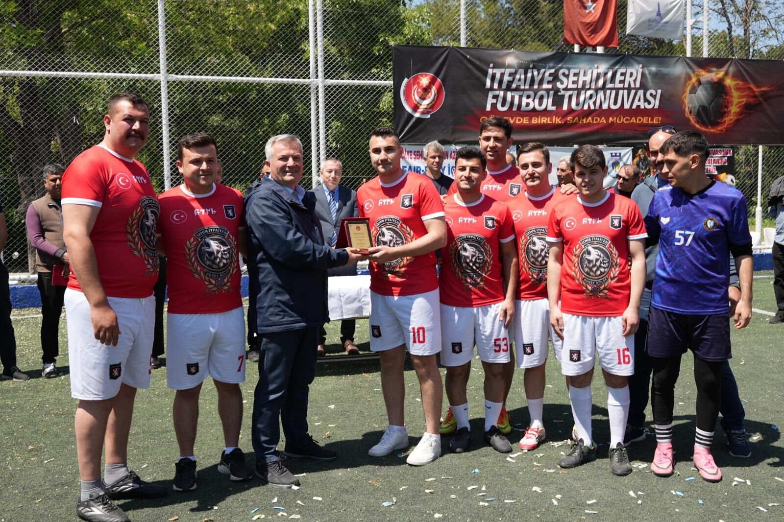 İtfaiyecilerden Anlamlı Turnuva (4)