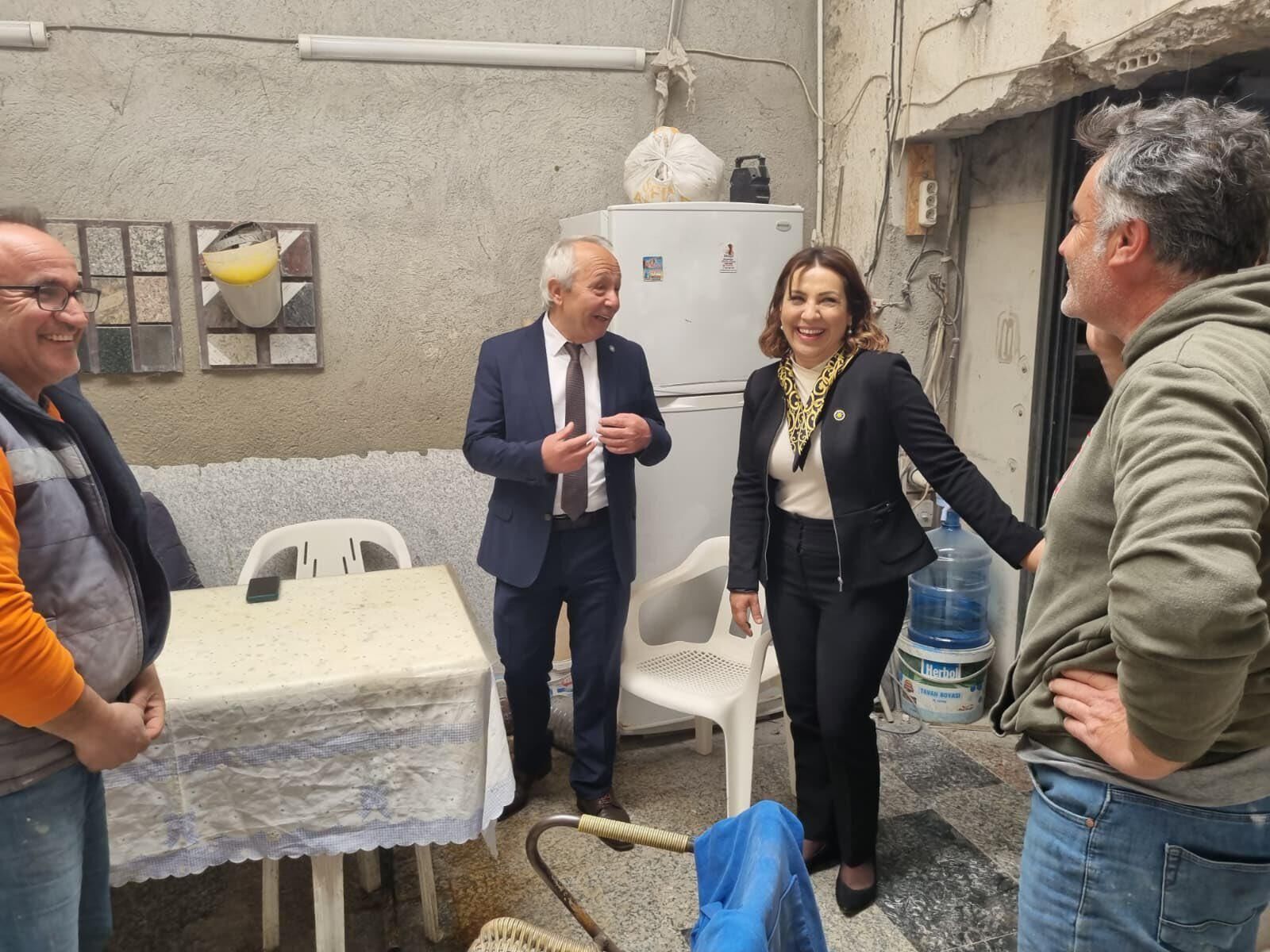 İyi Partili Ülkü Doğan Çeşme’de Sanayi Esnafının Sorunlarını Dinledi (2)