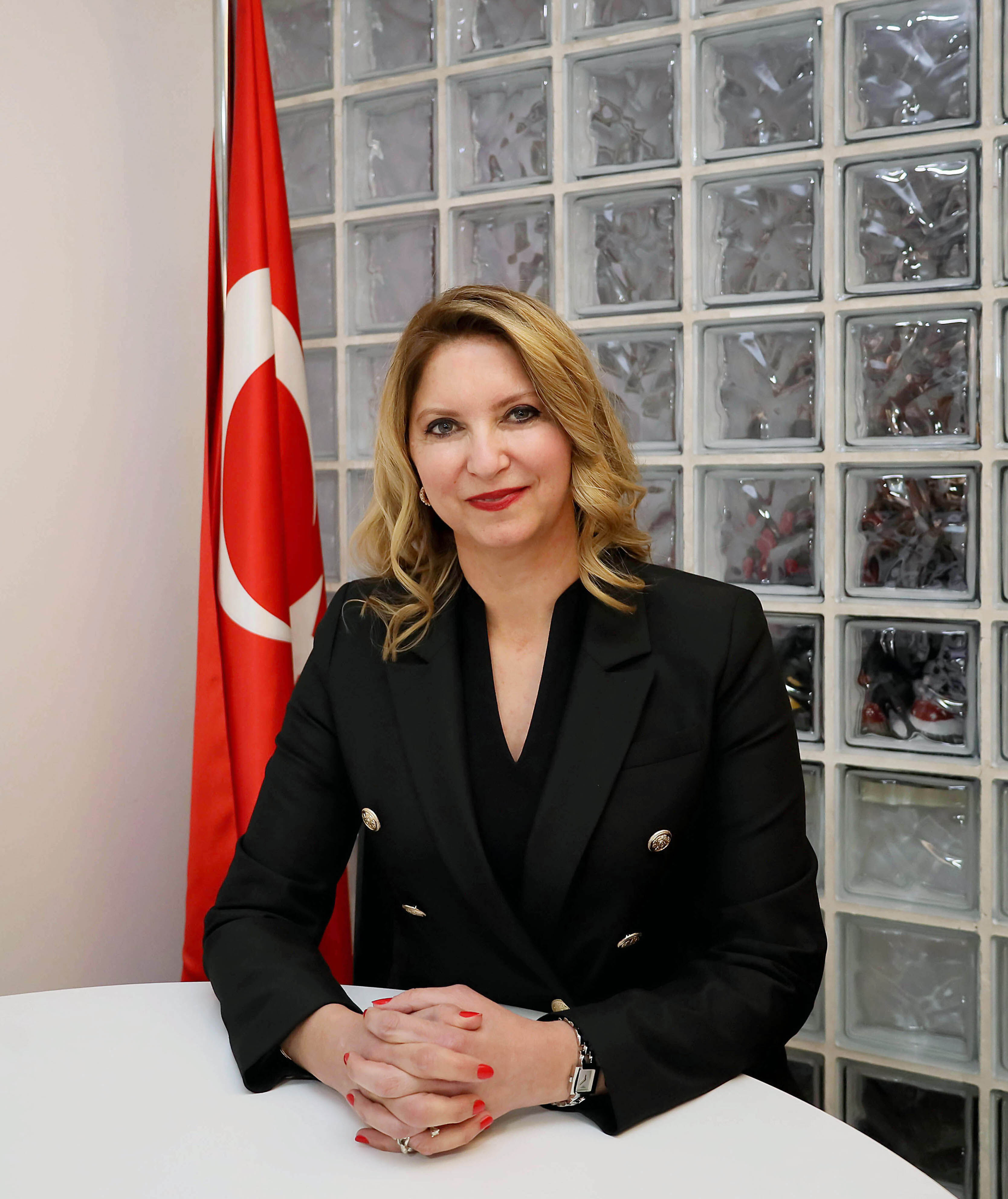 İzi̇kad Yönetim Kurulu Başkanı Özden Erten