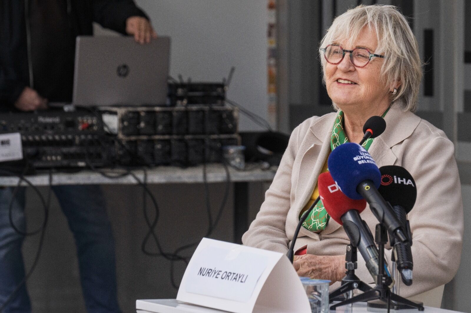 İzki̇tap’ta İlber Ortaylı Anısına Duygusal Buluşma (3)