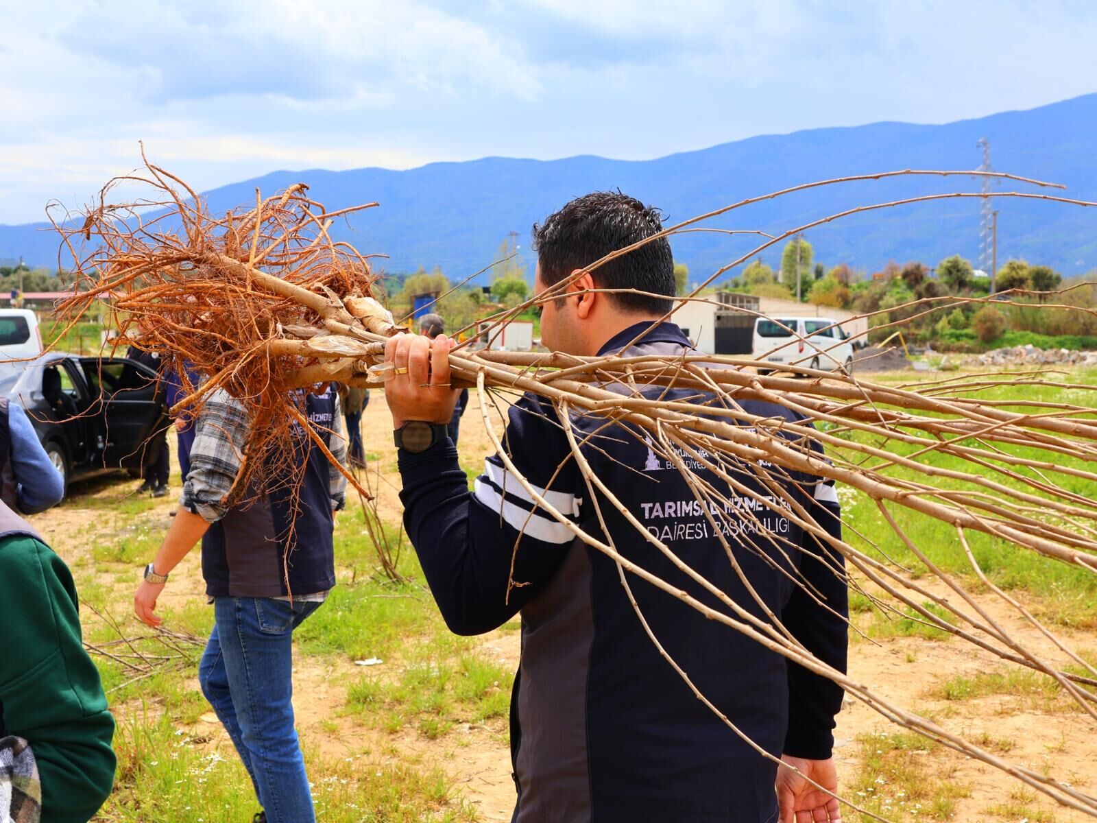 İzmir Büyükşehir’den Beydağlı Üreticilere Iki Önemli Destek (4)
