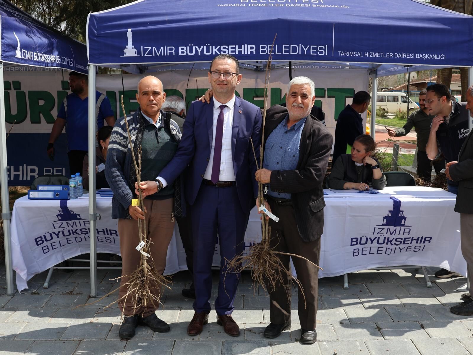 İzmir Büyükşehir’den Beydağlı Üreticilere Iki Önemli Destek (5)