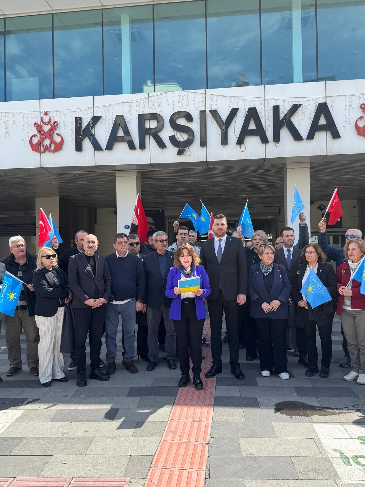 İzmir Iskeleleri'nde Imar Değişikliğine İyi̇ Parti'den Itiraz 'İskeleler Özelleştirme Riski Altında' (2)