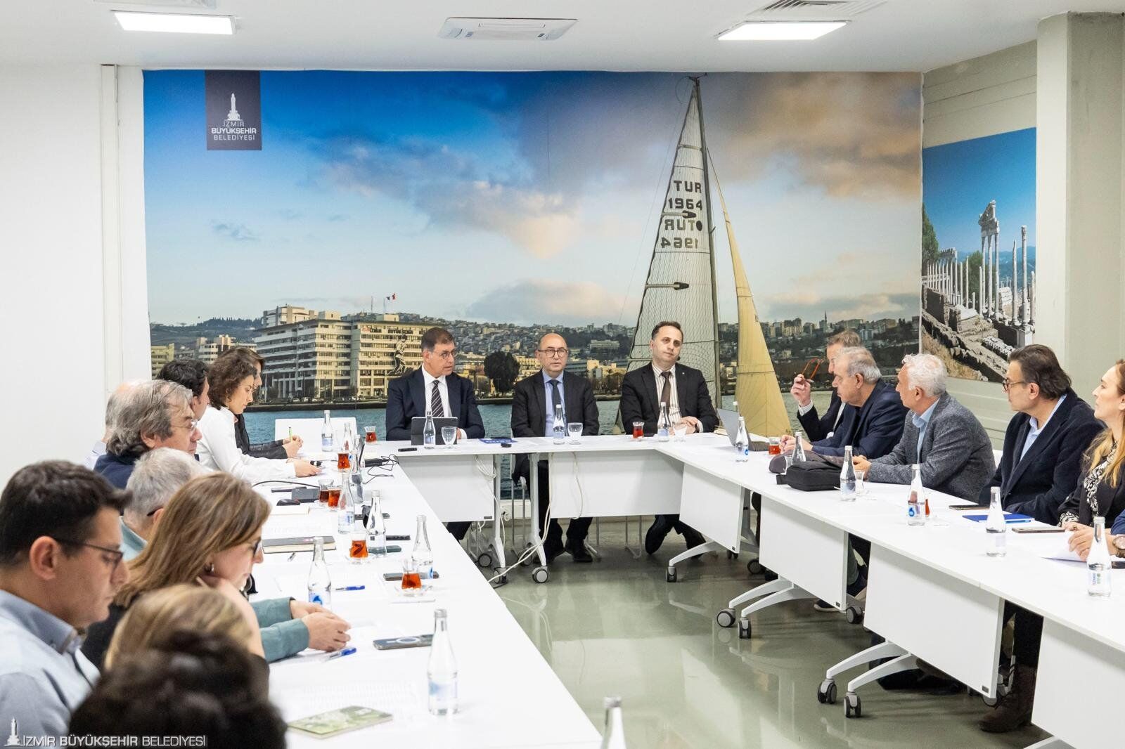 ​İzmir Ortak Aklı Harekete Geçiren Konsey Ve Kurullarıyla Kalkınacak 111