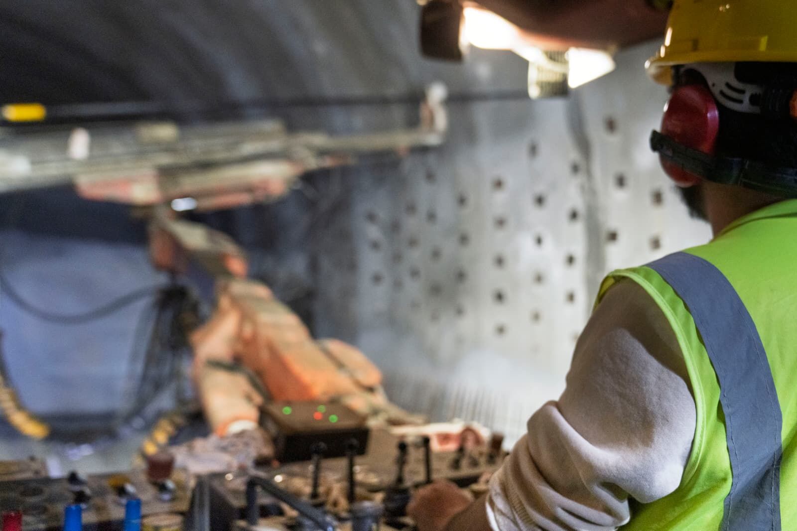 İzmir Trafiğine Neşter Dev Tünelde Sol Tüpte Son 89 Metre (8)