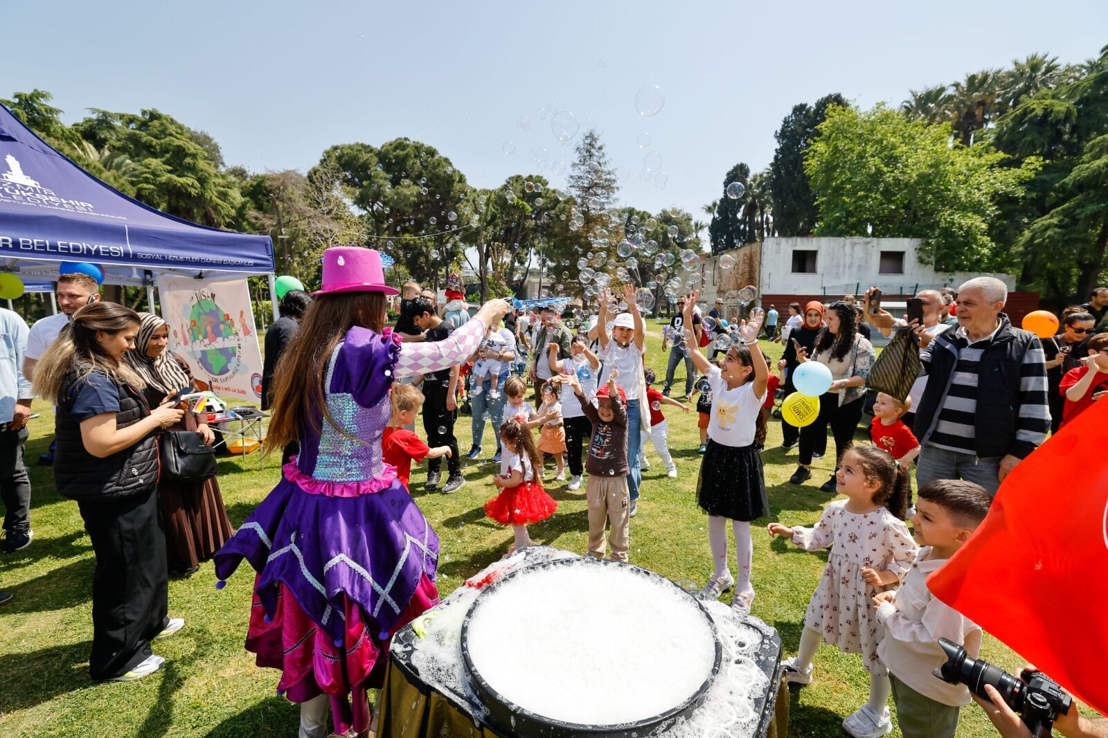 İzmir’de 23 Nisan Etkinlikleri Büyük Finalle Tamamlanacak (3)