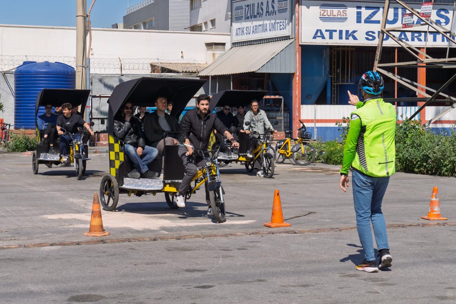 İzmir’de Bisicab Projesiyle Çevreci Ulaşım Dönemi Başlıyor (4)