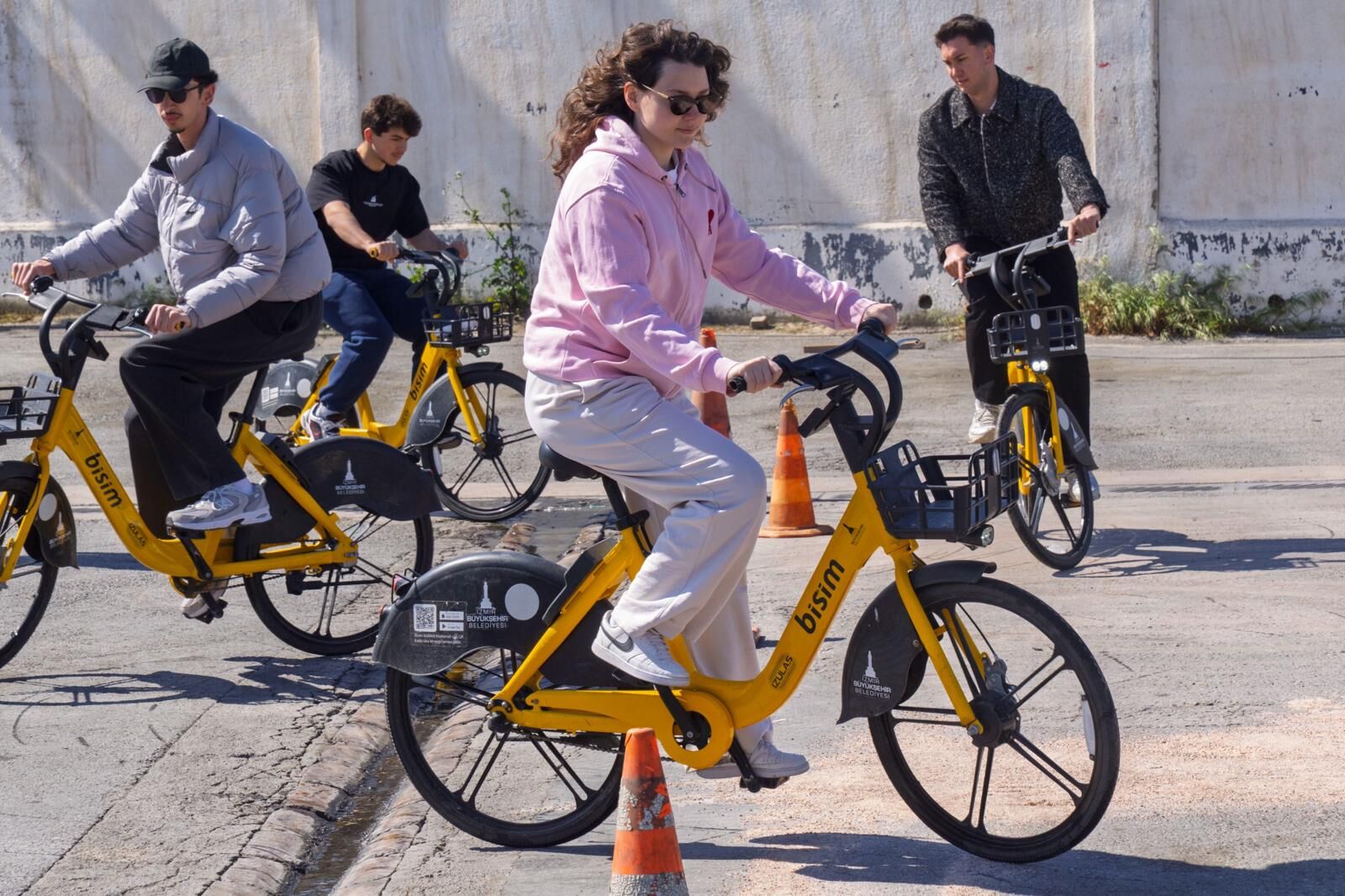 İzmir’de Bisicab Projesiyle Çevreci Ulaşım Dönemi Başlıyor (8)