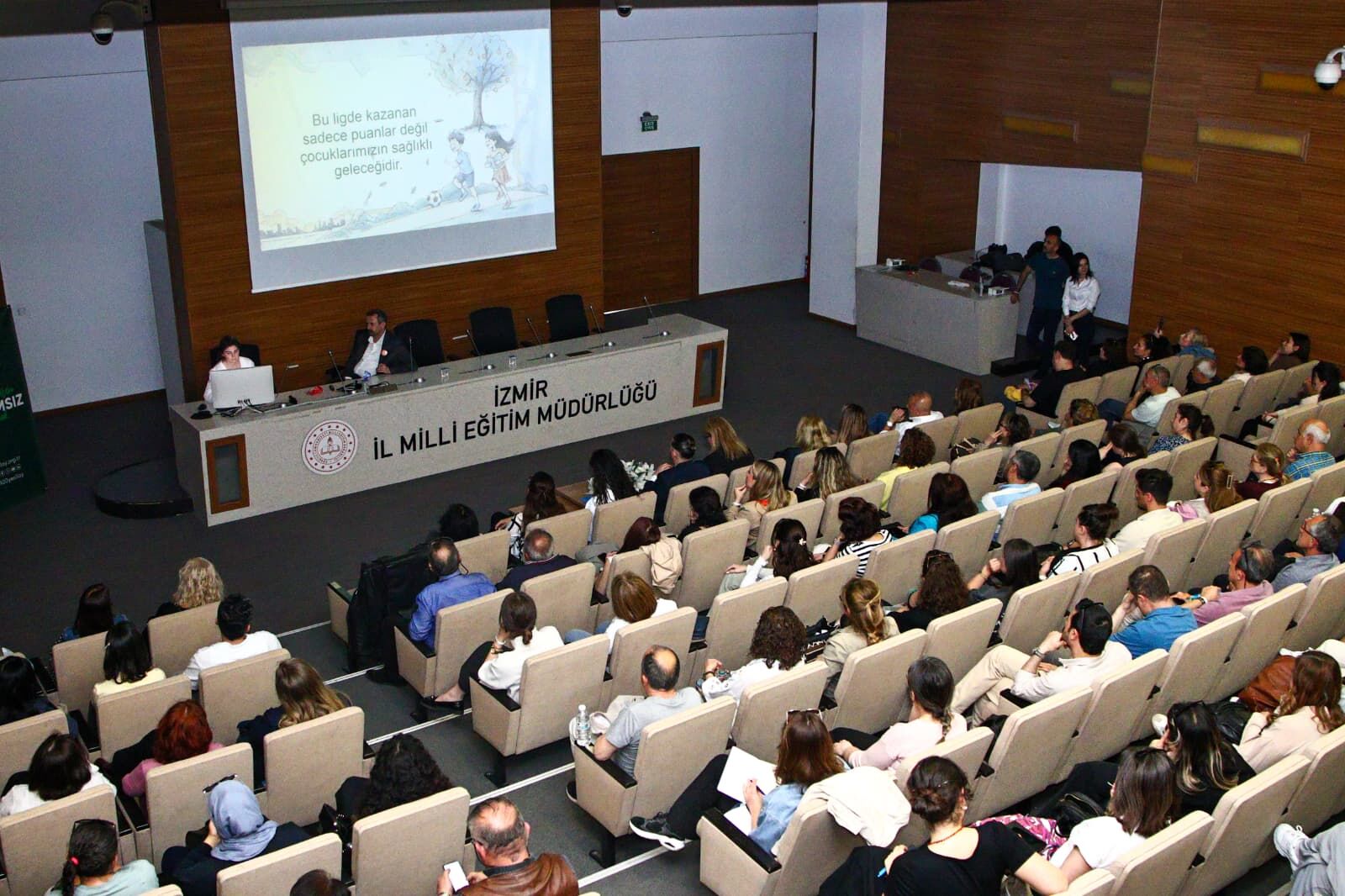 İzmir’de Yeşilay Sağlıklı Yaşam Ligi Için Öğretmen Eğitimi (3)