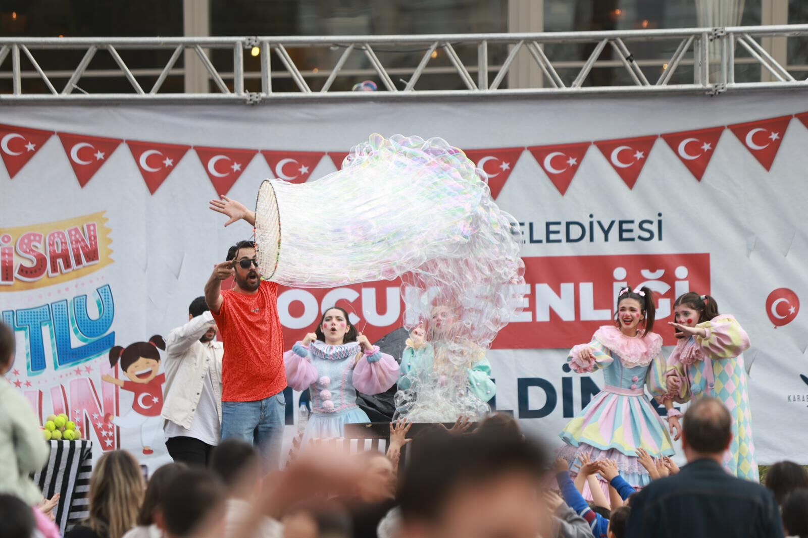 Karabağlar Belediyesi 23 Nisan Şenliği (4)