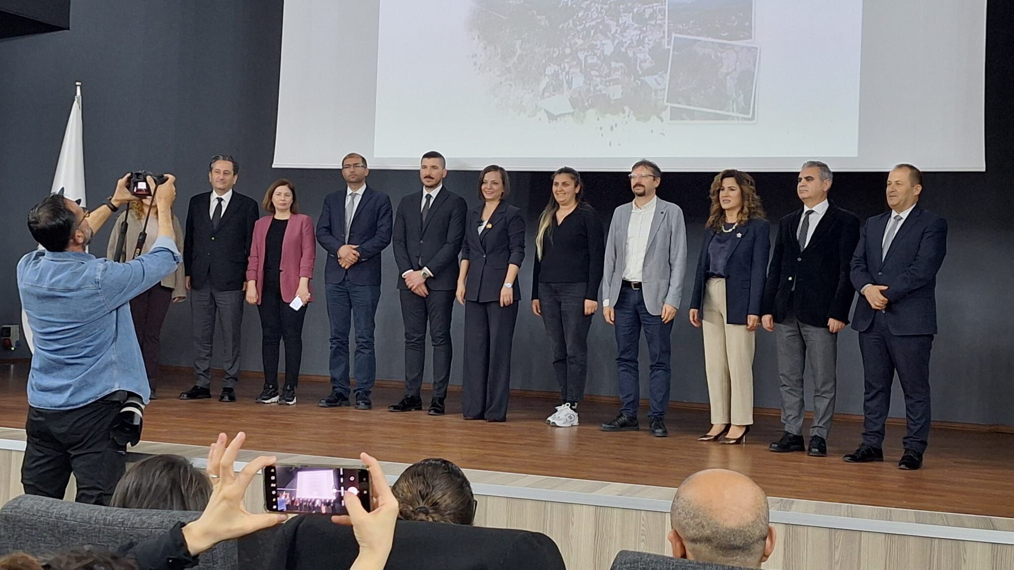 Karabağlar Belediyesi, Kentin Kaderini Değiştirecek Sürdürülebilir Enerji Ve İklim Eylem Planı (Secap) Tanıtımını Gerçekleştirdi. (3)