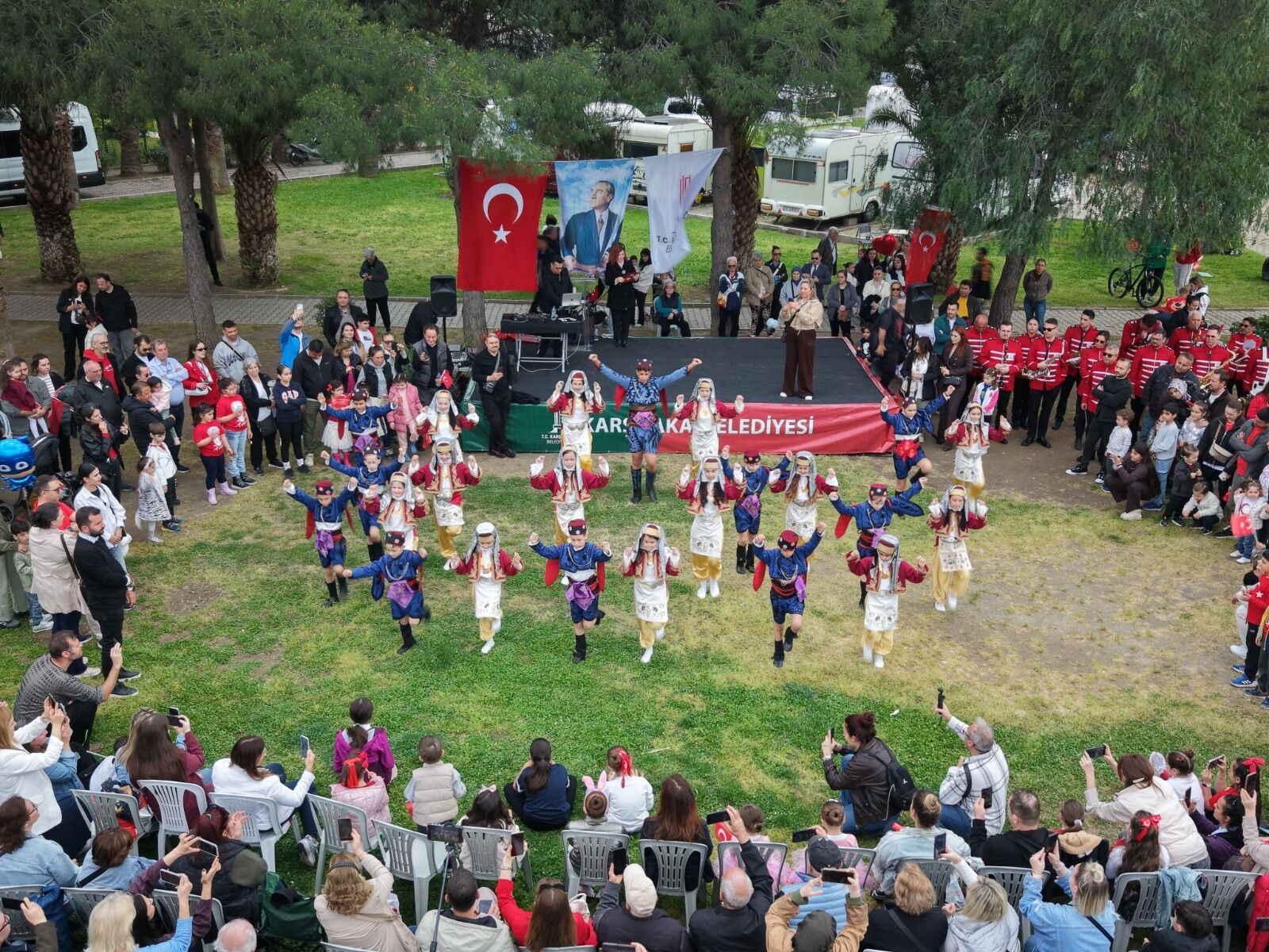 Karşıyaka’da 23 Nisan Kutlamaları Spor Ve Etkinliklerle Yapıldı (3)