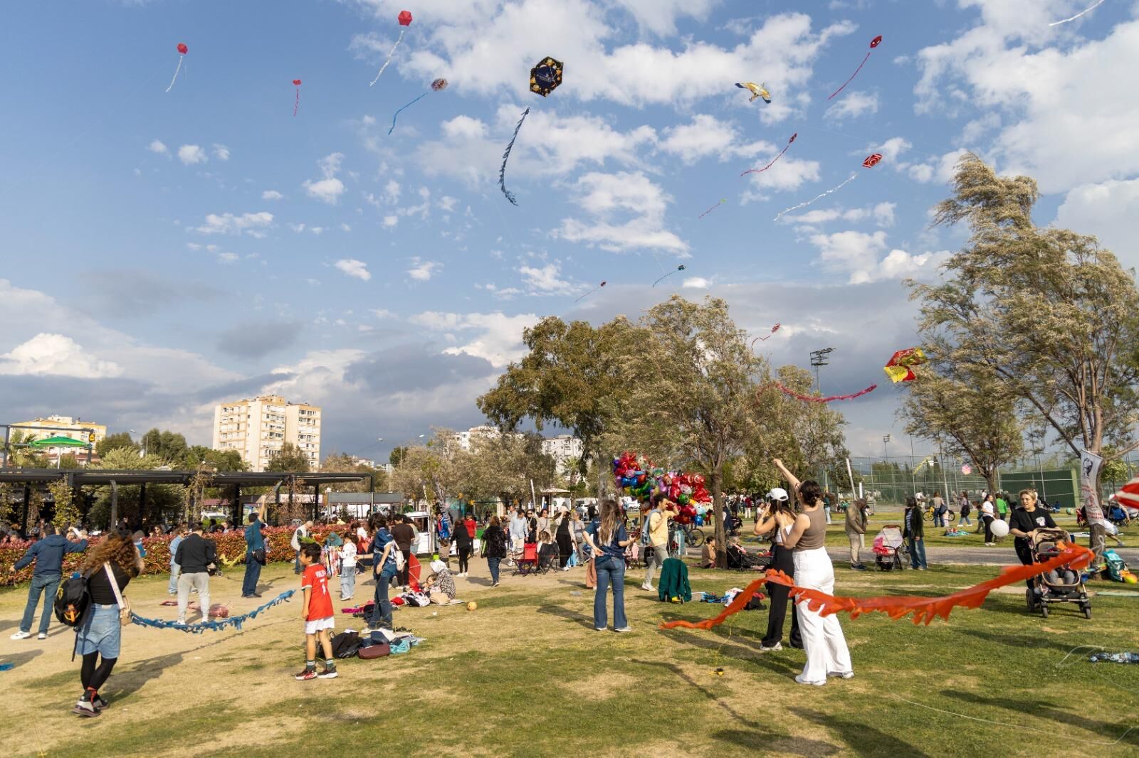 Karşıyaka’da 23 Nisan Ulusal Egemenlik Ve Çocuk Bayramı (4)