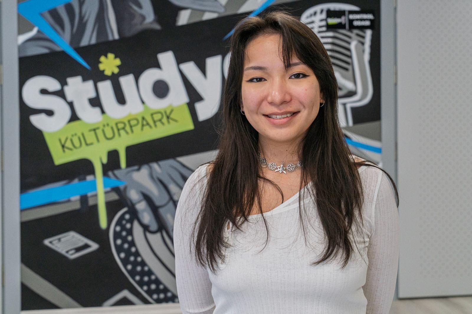 Kazakistanlı Gençler İzmir’de Kayıtta! (1)