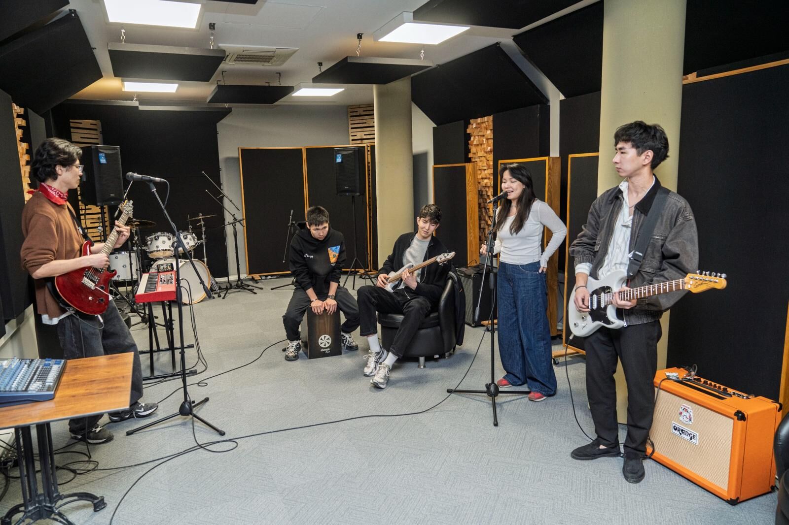 Kazakistanlı Gençler İzmir’de Kayıtta! (5)