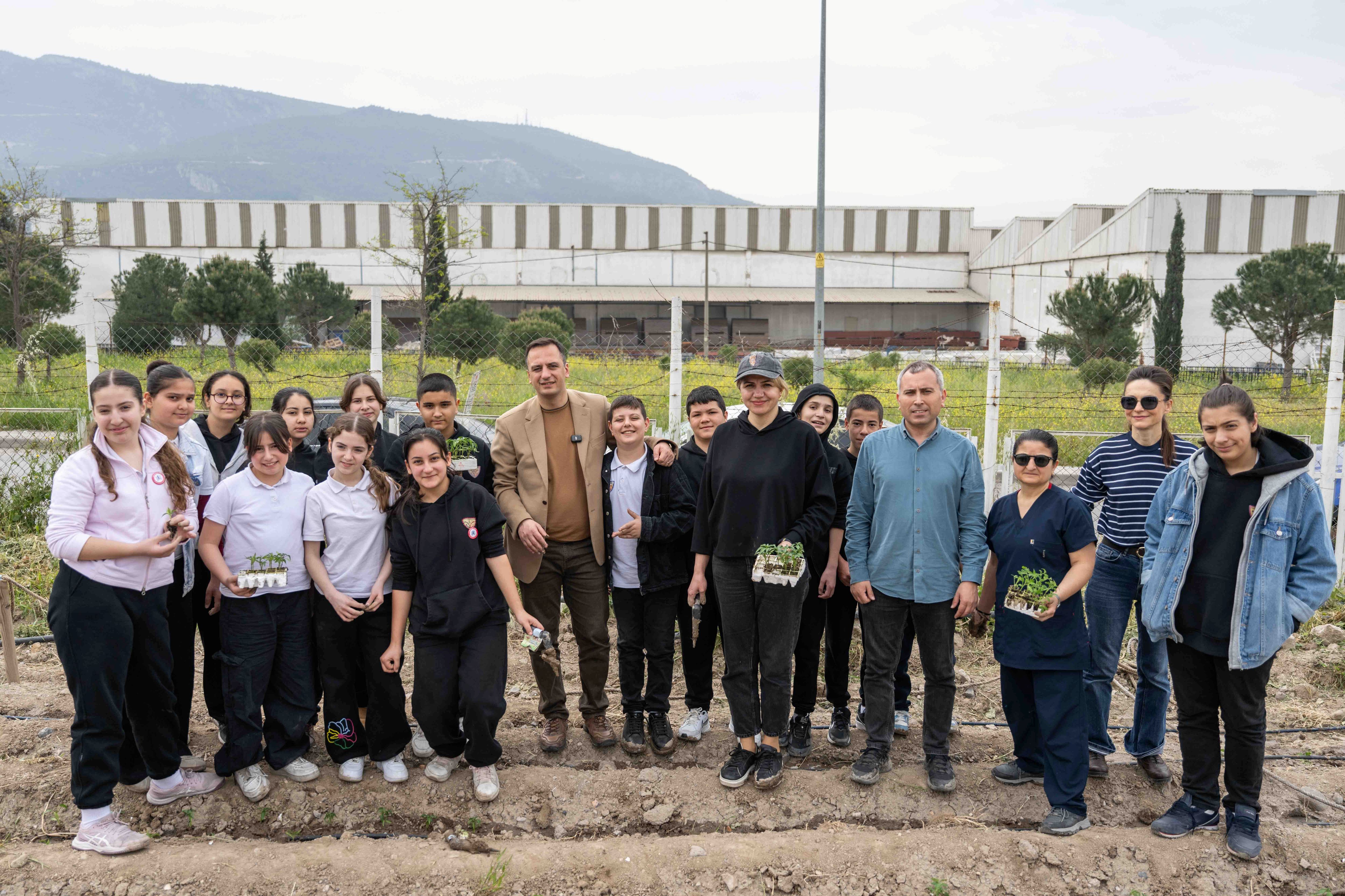 Kent Bostanlarında Yaz Sezonu Başladı (5)