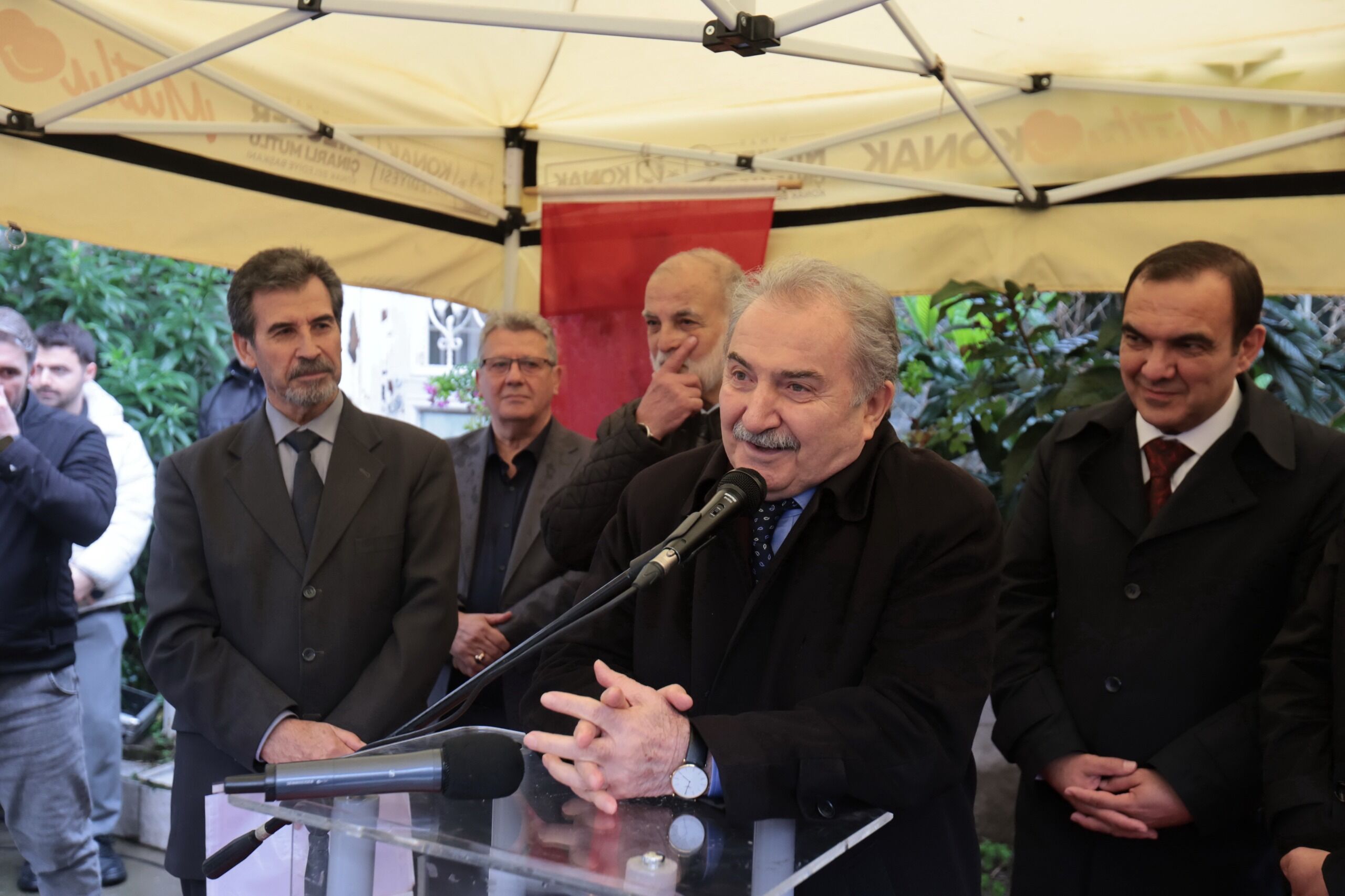 Konak’tan Vefa Örneği Dr. Fadıl Ünal’ın Adı Güzelyalı’da Ölümsüzleşti (3)