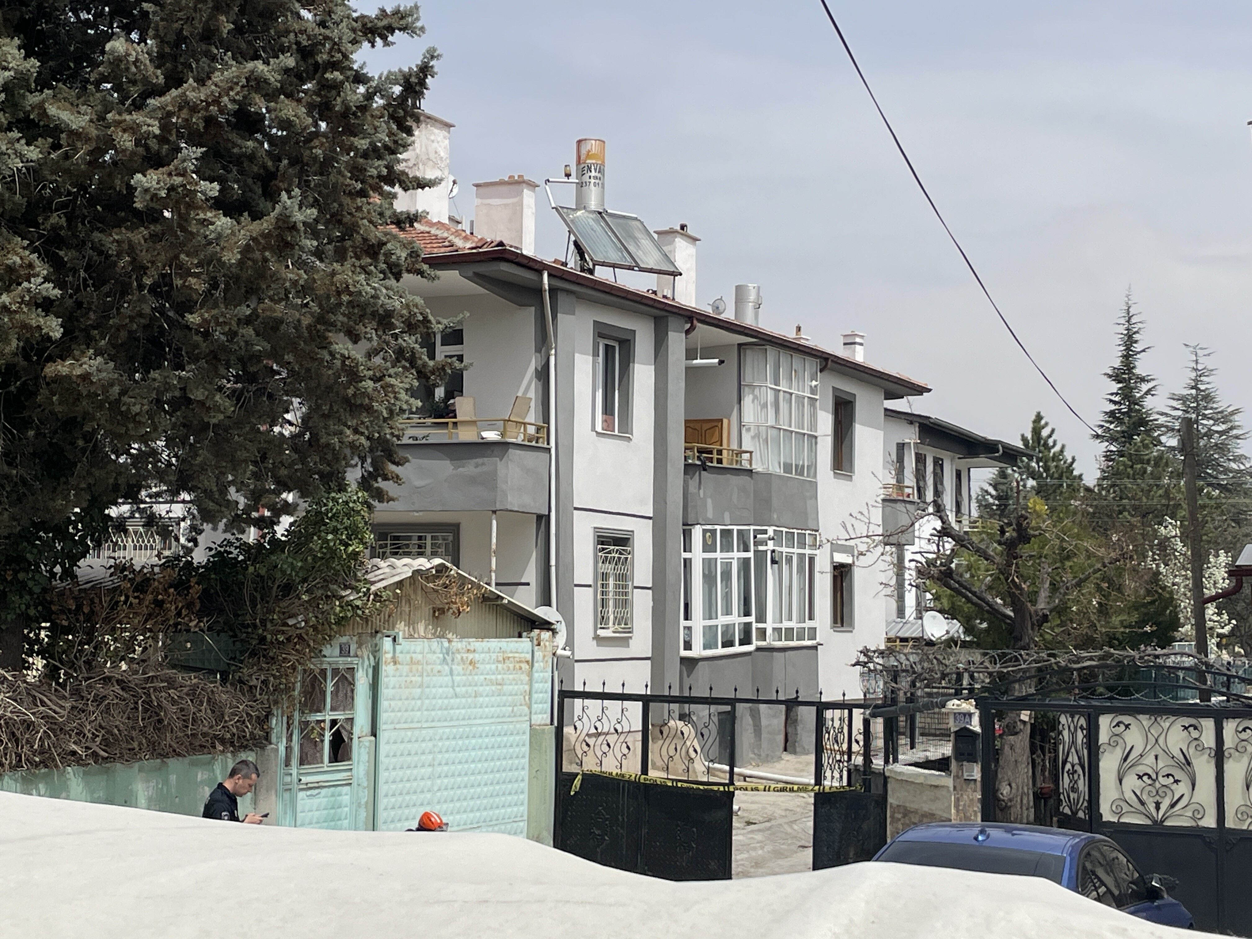 Konya’da 3.2 Büyüklüğündeki Deprem Sonrası Panik! 2 Bina Tahliye Edildi (2)