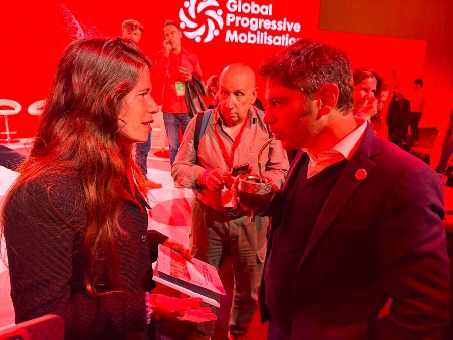 Lâl Denizli, İspanya Başbakanı Sanchez'e 'Hanem Çeşme'yi Anlattı (1)