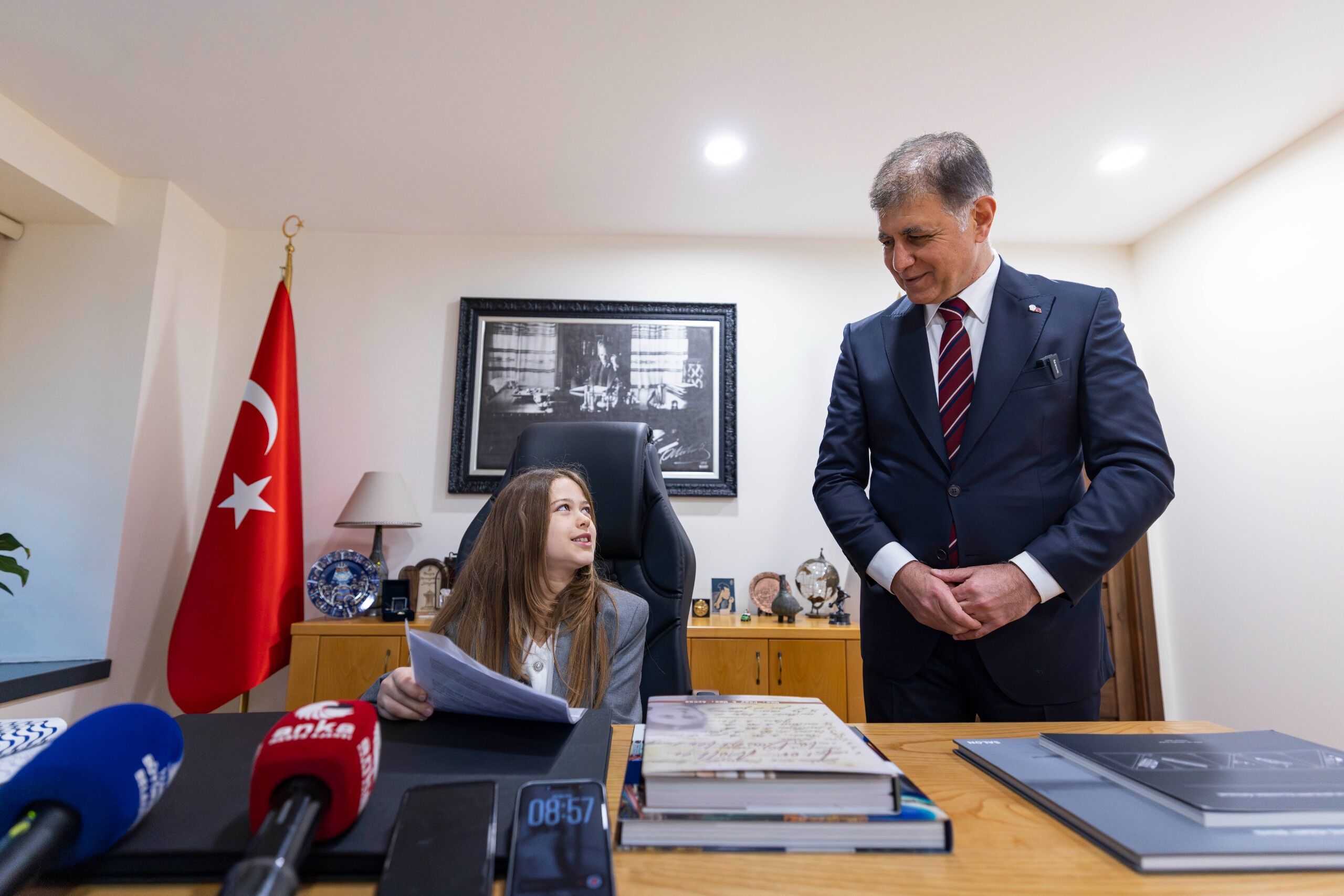 Meryem Ve Aras’tan 23 Nisan’da Güvenli Gelecek Mesajı (3)