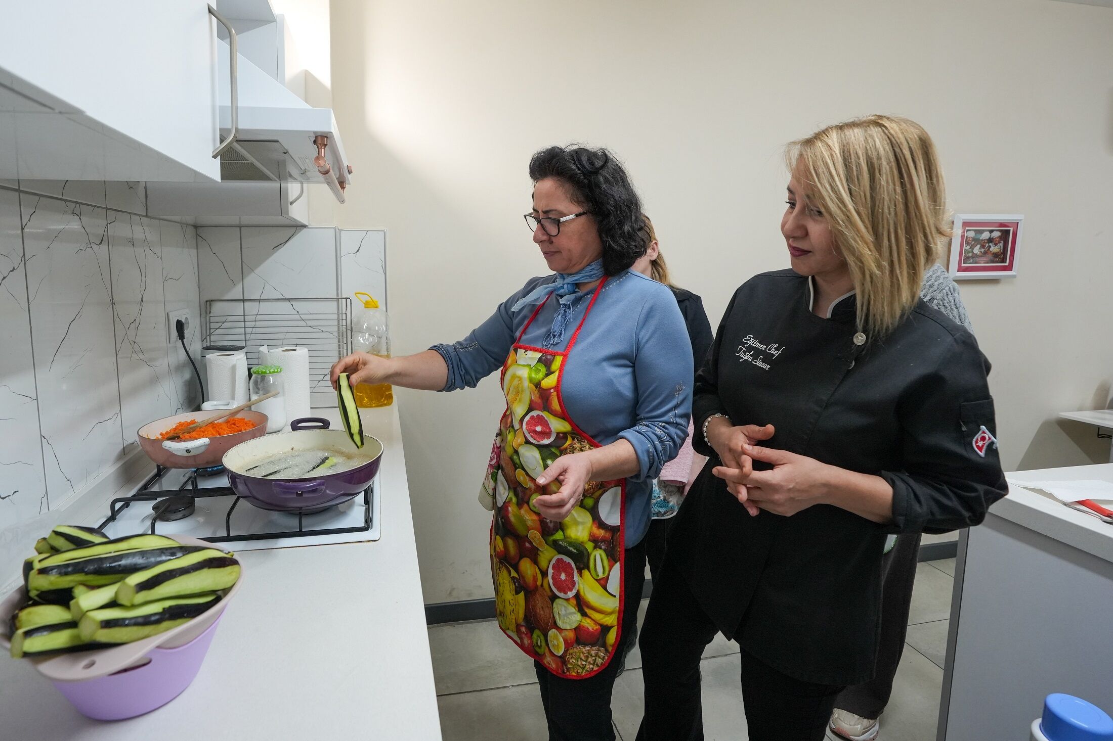 Mutfak Atölyesinde Gaziemir’in Yeni Aşçıları Yetişiyor (6)