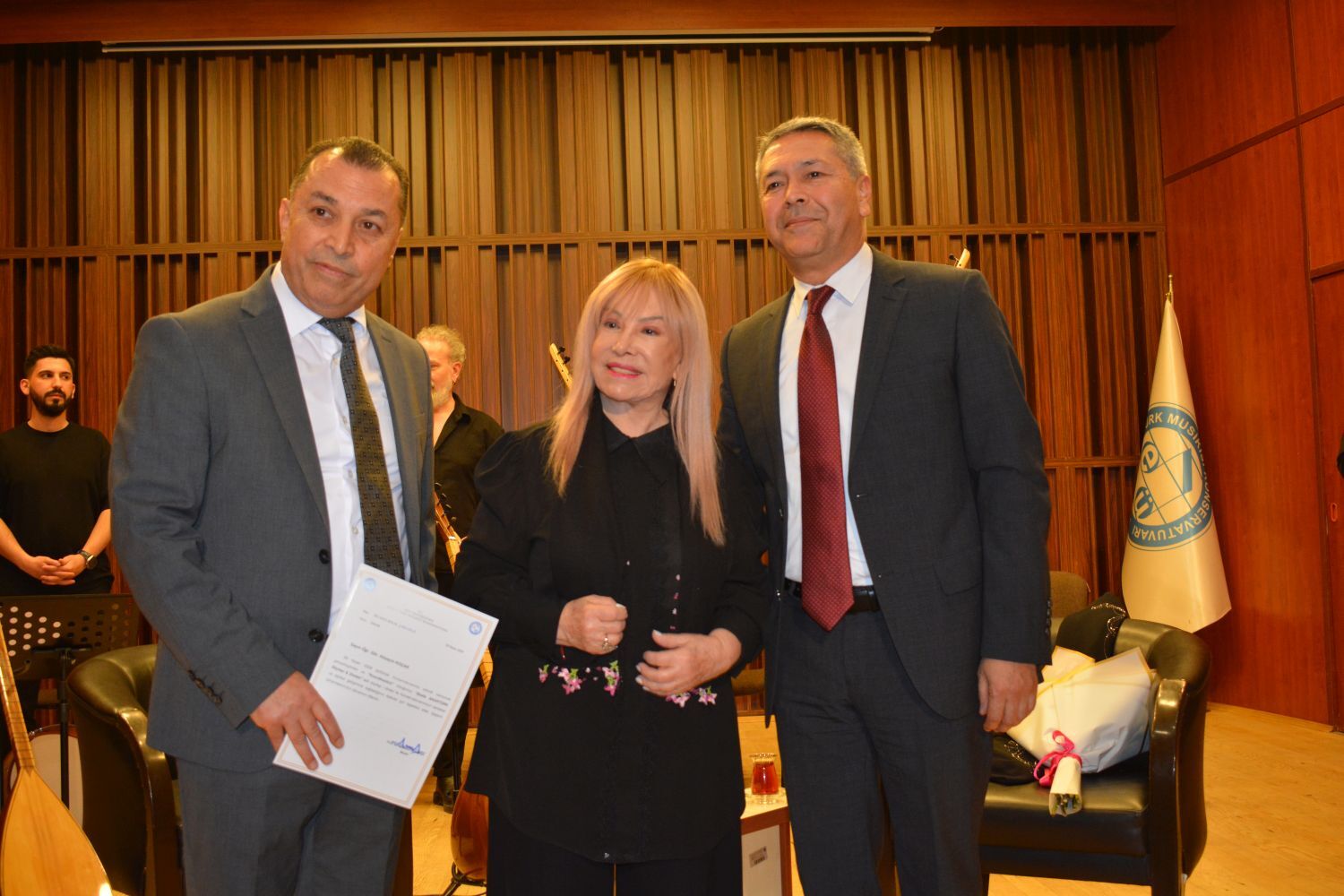 ++Öğr. Gör. Hüseyin Koçak Bedia Akartürk Prof. Dr. Ali Maruf Alaskan