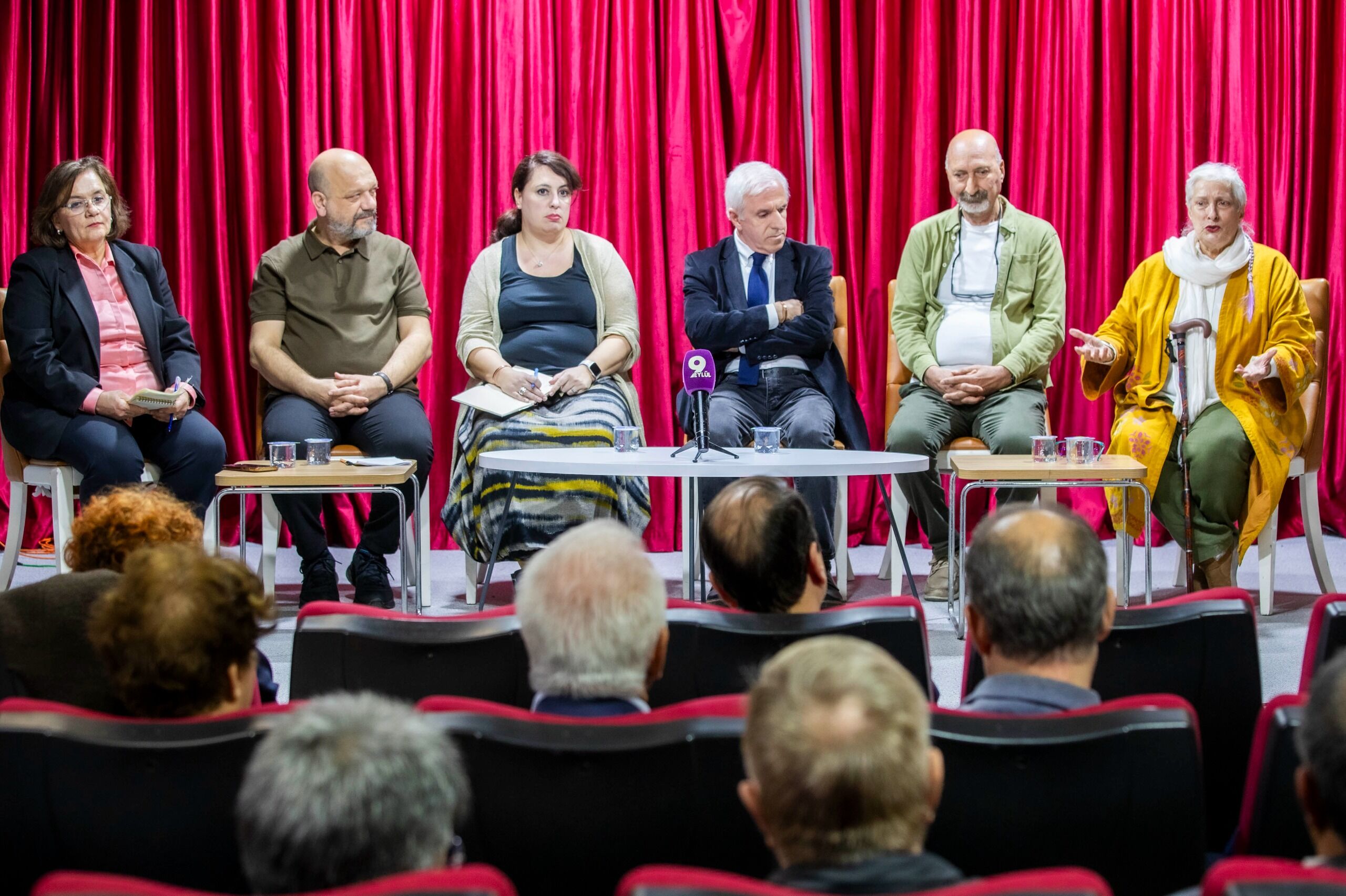 ‘Öldürülen Gazeteci̇ler Ve Öldürülmek İstenen Gazeteci̇li̇k’ Söyleşi̇si̇ne Yoğun İlgi̇ (1)