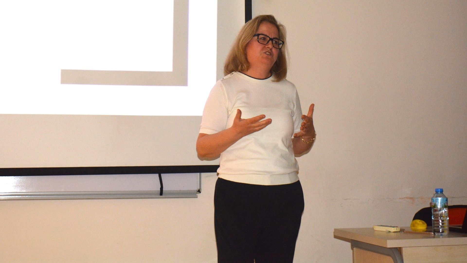 Prof. Dr. Zühal Özel Sağlamtimur (2)