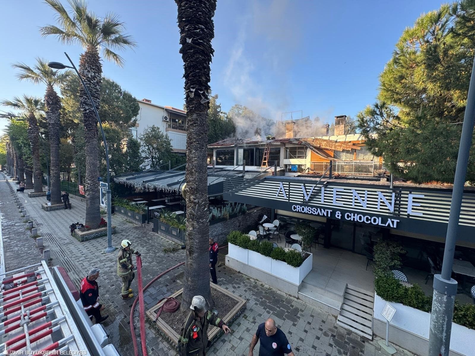 Restoran Çatısı (1)