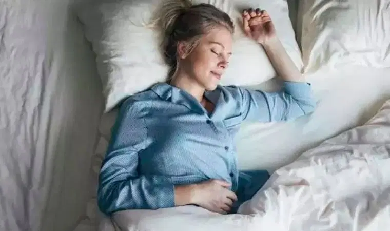 Sabah Insanı Değilseniz Bile Güne Iyi Başlayabilirsiniz! İşte Enerjik Uyanmanın 5 Basit Yolu (2)