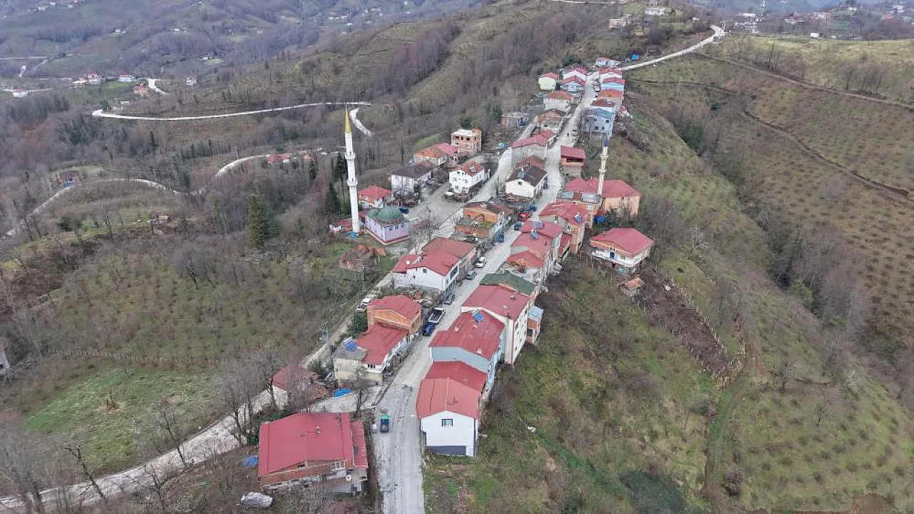 Samsun’un Terme ilçesine bağlı Ambartepe Mahallesi ile Ordu’nun İkizce ilçesine bağlı Şentepe Mahallesi,