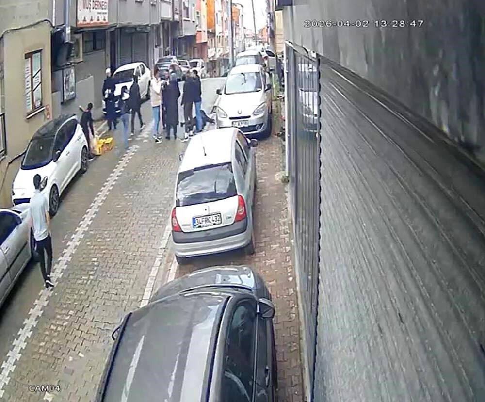 Sosyal Medyadan Tartıştıkları Kadını Bayılana Kadar Dövdüler! O Anlar Kamerada (2)