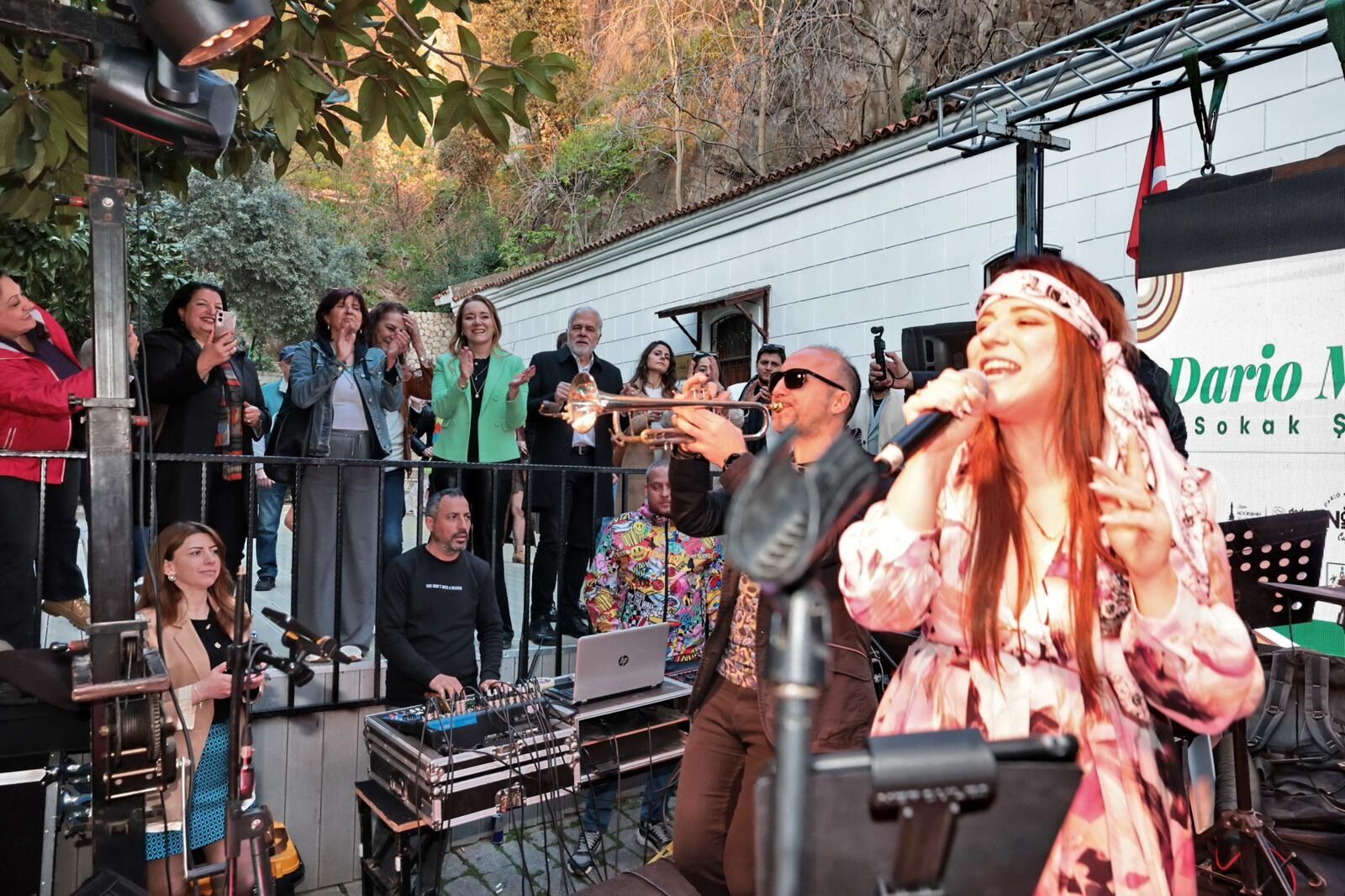 Tarihi Sokakta Nostalji Rüzgarı 111