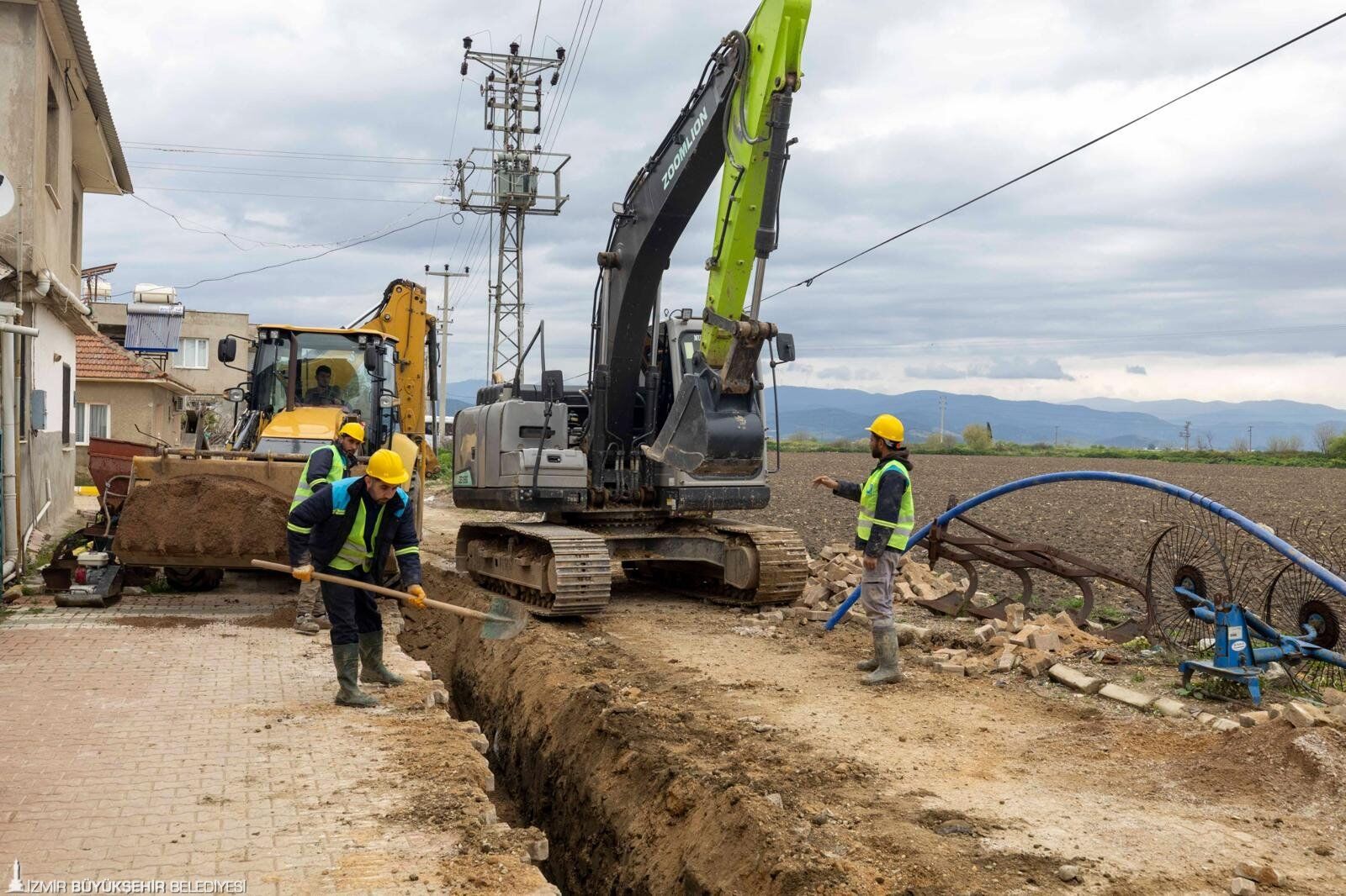 Torbalı, Menderes Ve Selçuk’ta Içme Suyu Hatları Yenileniyor 111