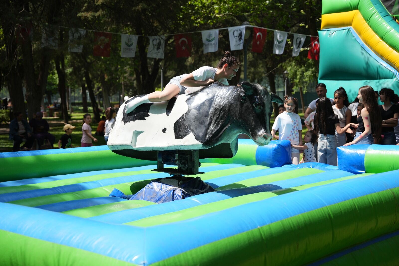 Torbalı'da 23 Nisan Kutlama Programı Belli Oldu İşte Etkinlik Detayları (4)