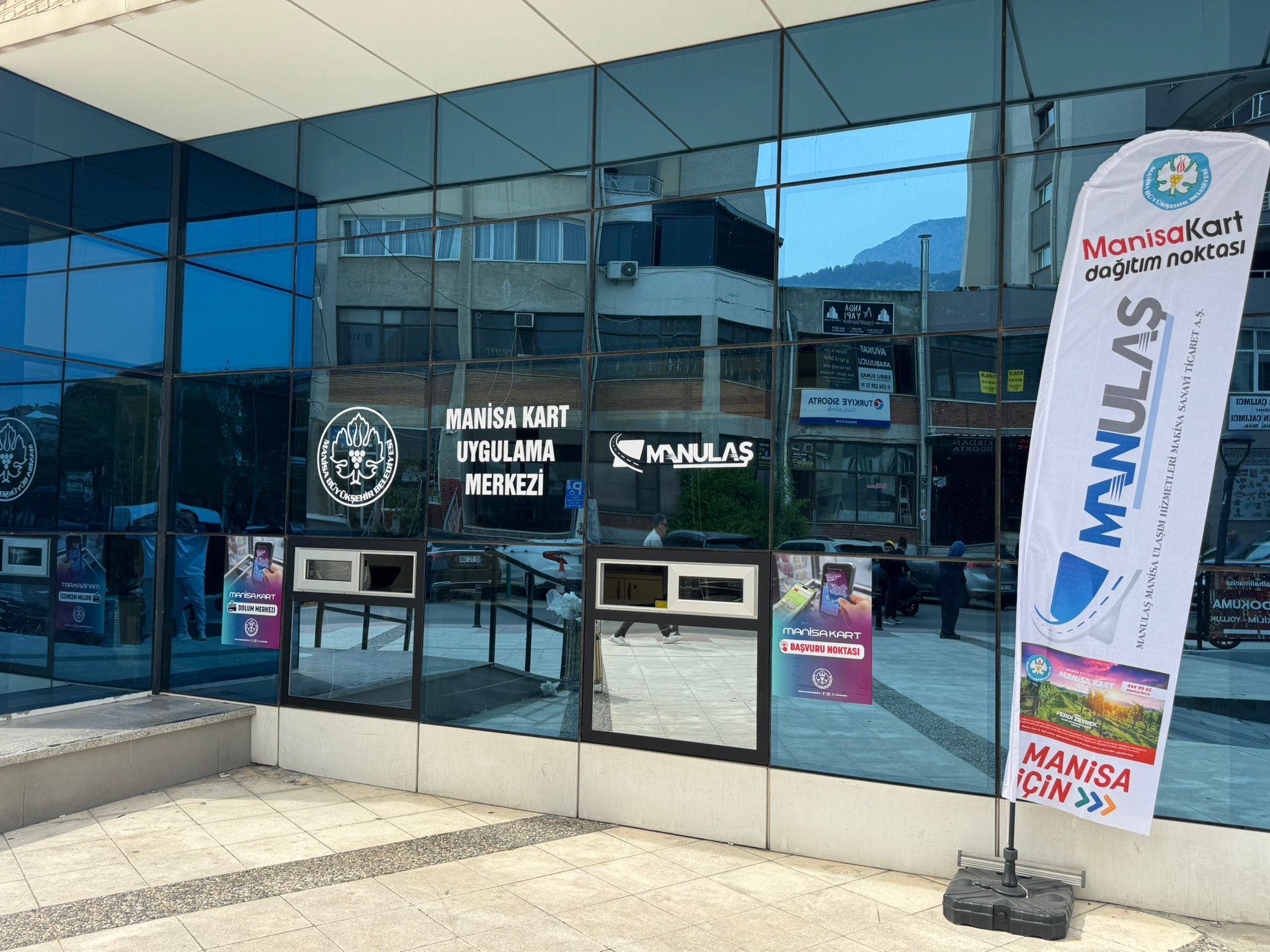 Vatandaşlara Kolaylık Yeni Manisakart Noktası Hizmete Açıldı (2)
