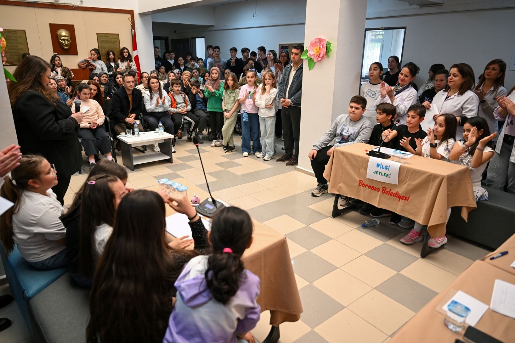 4. ve 5. sınıf öğrencileri bilgi yarışmasında kıyasıya yarıştı