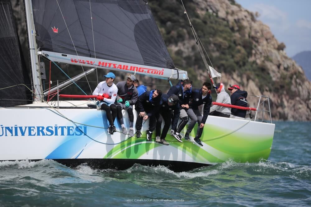 Yaşar'dan Üçte Üç Şampiyonluk 111