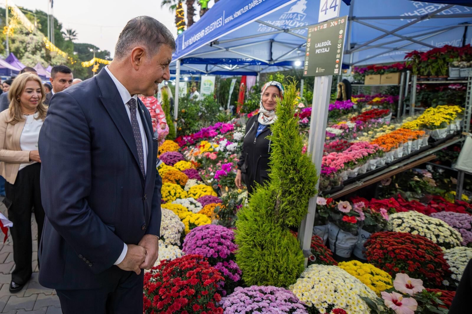 İzmir’de 3 gün boyunca her yer çiçek kokacak!
