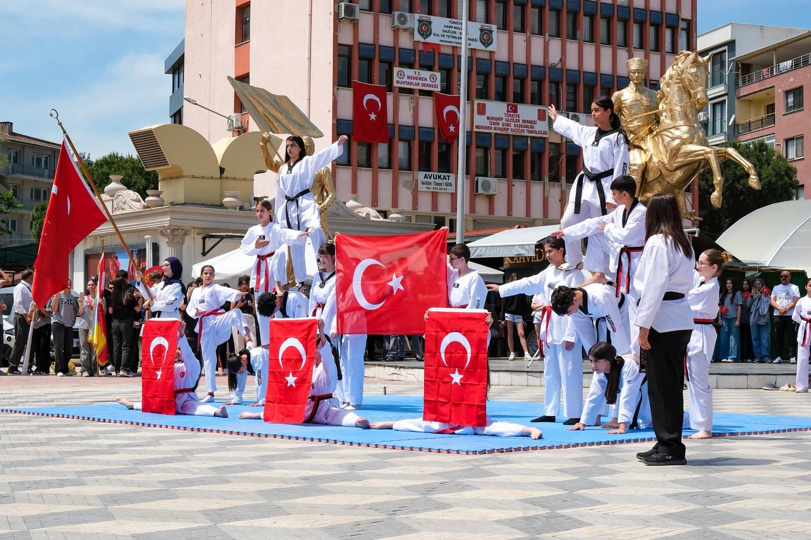 19 Mayıs Atatürk’ü Anma, Gençlik Ve Spor Bayramı, İzmir’in Menemen Ilçesinde Düzenlenen Törenlerle Kutlandı (4)