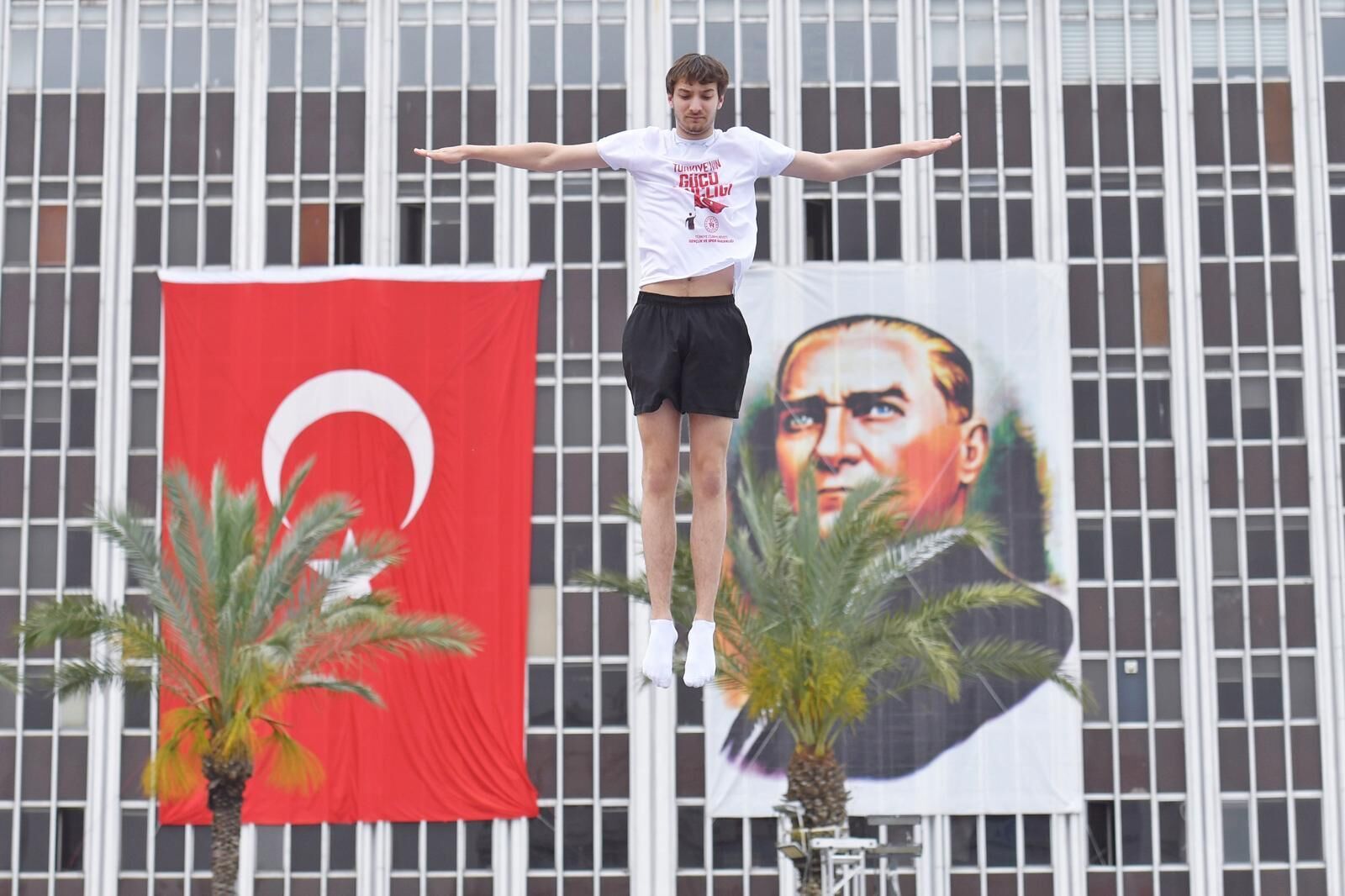 19 Mayıs Ruhu İzmir’e Çok Yakıştı!6