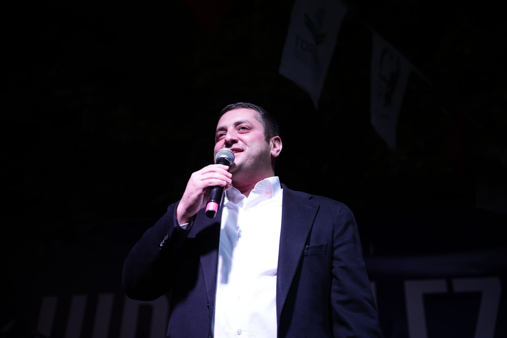Torbalı’da Hıdırellez ateşi geceyi aydınlattı