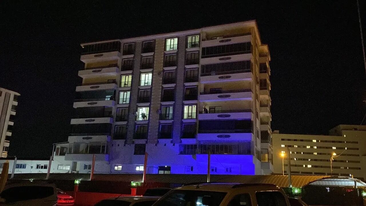 Aile Faciası Eşini 4 Yaşındaki Çocuğunun Yanında Katletti (1)